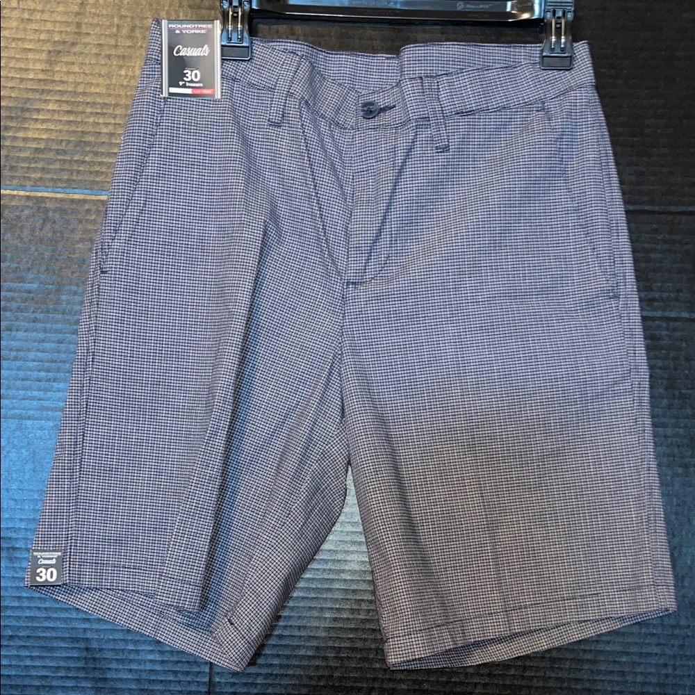Roundtree & Yorke Men's Blue Checkered Flat Front Shorts